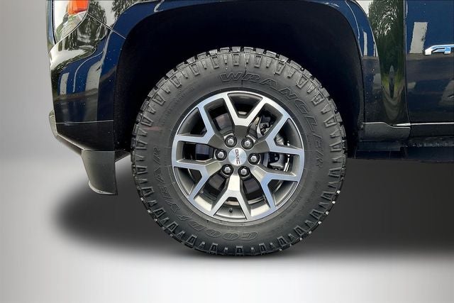 2021 GMC Canyon 4WD Crew Cab Short Box AT4 - Cloth