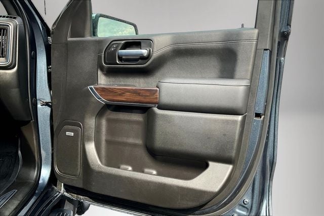 2021 GMC Sierra 1500 4WD Crew Cab Short Box SLT