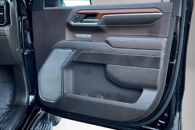 2023 GMC Sierra 1500 4WD Crew Cab Short Box Denali