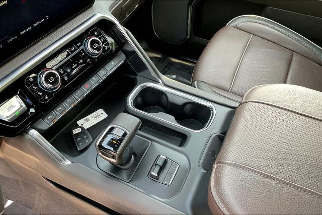 2023 GMC Sierra 1500 4WD Crew Cab Short Box Denali