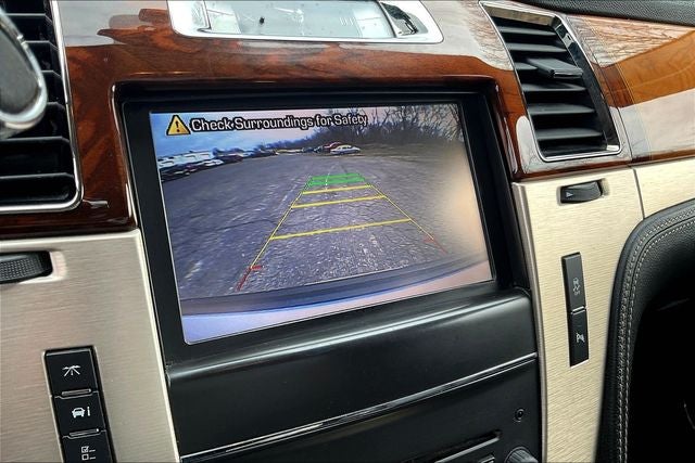 2013 Cadillac Escalade Platinum Edition