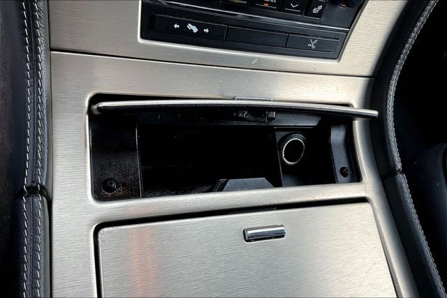 2013 Cadillac Escalade Platinum Edition