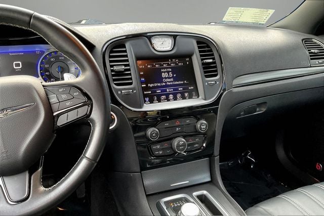 2016 Chrysler 300 300S