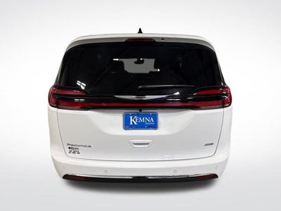2026 Chrysler Pacifica PACIFICA SELECT AWD