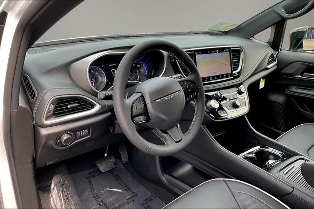 2027 Chrysler Pacifica PACIFICA LIMITED AWD