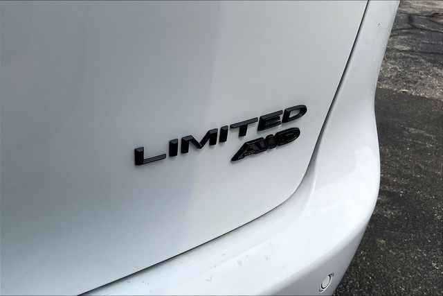2027 Chrysler Pacifica PACIFICA LIMITED AWD