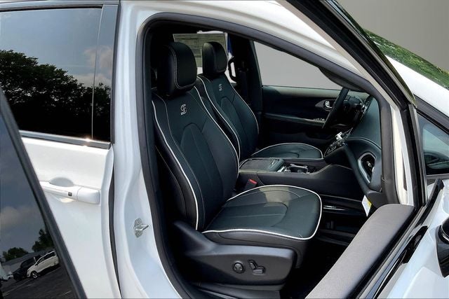 2027 Chrysler Pacifica PACIFICA LIMITED AWD