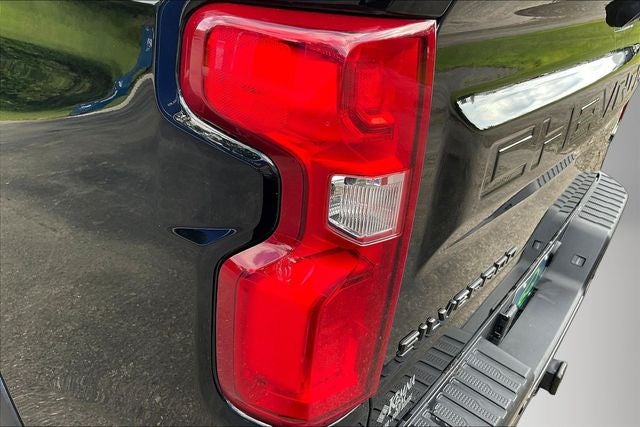 2025 Chevrolet Silverado 1500 4WD Crew Cab Short Bed ZR2