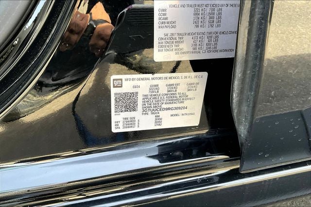 2024 GMC Sierra 1500 4WD Crew Cab Short Box Elevation with 3SB