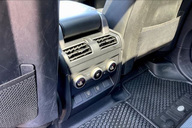 2023 Land Rover Defender 110 Carpathian Edition