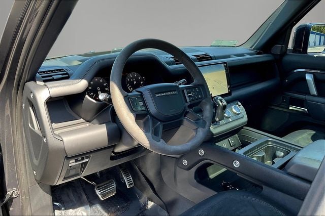 2023 Land Rover Defender 110 Carpathian Edition