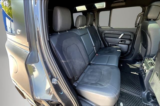 2023 Land Rover Defender 110 Carpathian Edition