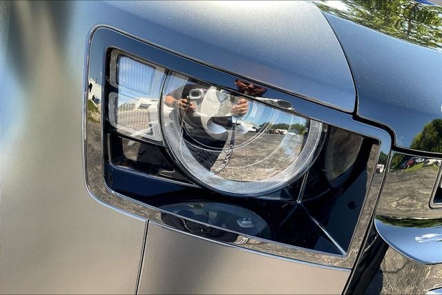 2023 Land Rover Defender 110 Carpathian Edition