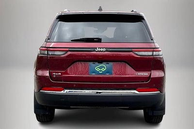 2023 Jeep Grand Cherokee Laredo 4x4