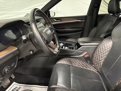 2022 Jeep Grand Cherokee Summit