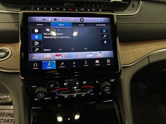 2022 Jeep Grand Cherokee Summit