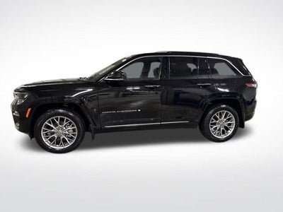 2022 Jeep Grand Cherokee Summit