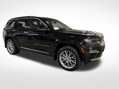 2022 Jeep Grand Cherokee Summit