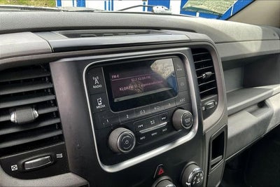 2017 RAM 1500 Tradesman Crew Cab 4x4 6'4" Box