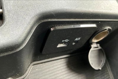 2017 RAM 1500 Tradesman Crew Cab 4x4 6'4" Box
