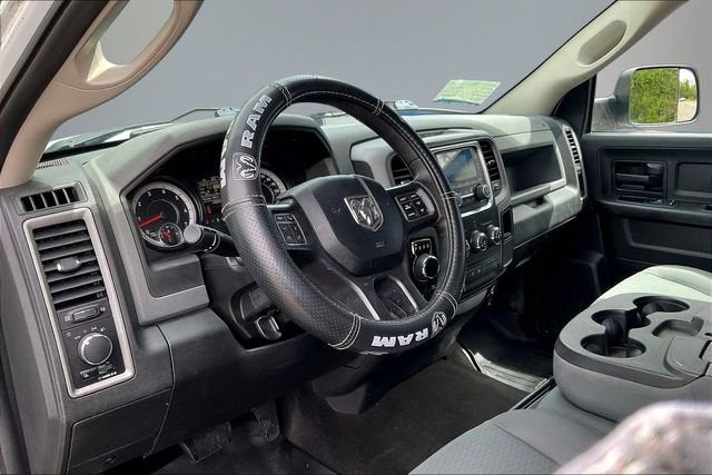 2017 RAM 1500 Tradesman Crew Cab 4x4 6'4" Box