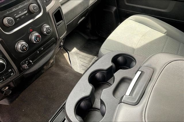 2017 RAM 1500 Tradesman Crew Cab 4x4 6'4" Box