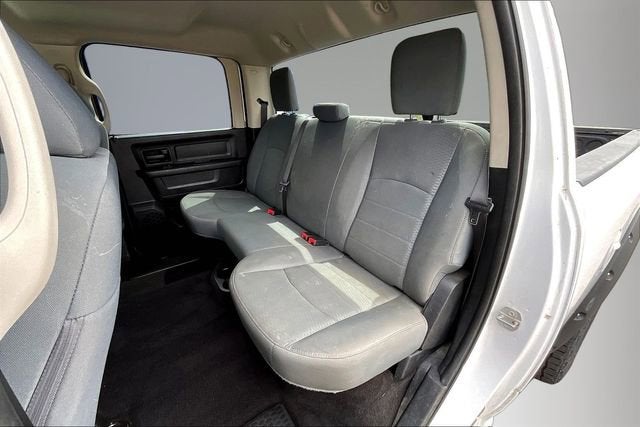 2017 RAM 1500 Tradesman Crew Cab 4x4 6'4" Box