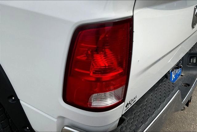 2017 RAM 1500 Tradesman Crew Cab 4x4 6'4" Box