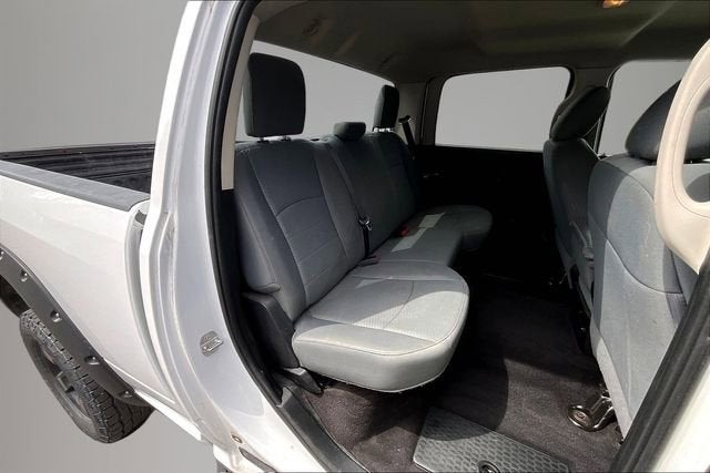 2017 RAM 1500 Tradesman Crew Cab 4x4 6'4" Box