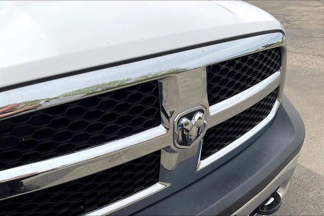 2017 RAM 1500 Tradesman Crew Cab 4x4 6'4" Box