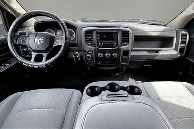 2017 RAM 1500 Tradesman Crew Cab 4x4 6'4" Box