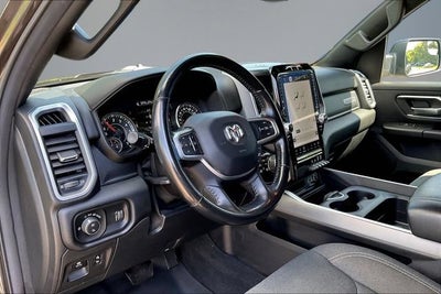 2022 RAM 1500 Big Horn Crew Cab 4x4 5'7" Box