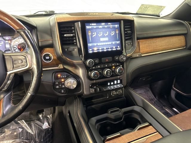 2020 RAM 1500 Laramie Longhorn Crew Cab 4x4 5'7" Box