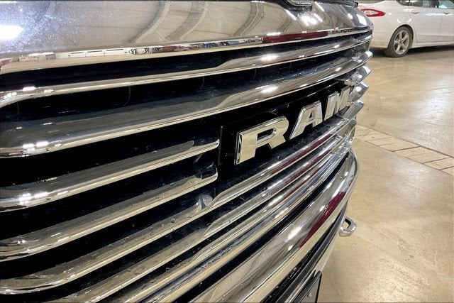 2020 RAM 1500 Laramie Longhorn Crew Cab 4x4 5'7" Box