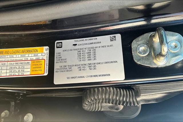 2021 GMC Yukon XL AT4