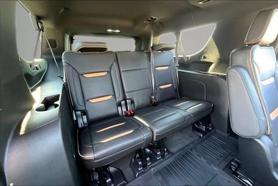 2021 GMC Yukon XL AT4