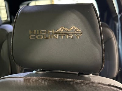 2023 Chevrolet Traverse High Country