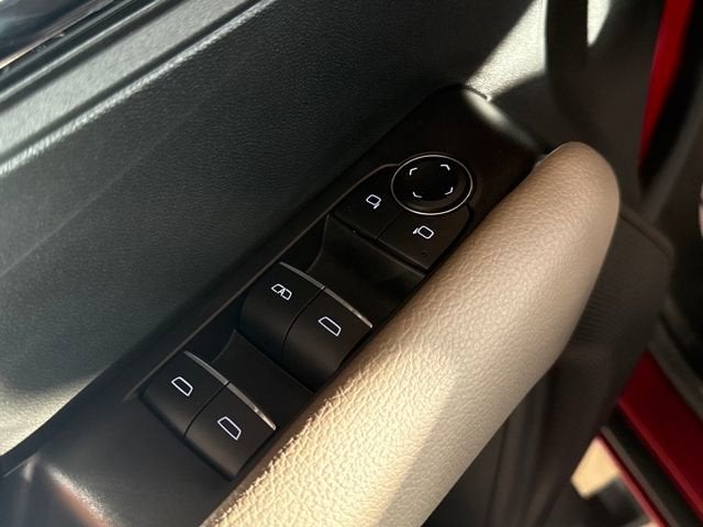 2023 GMC Canyon Denali