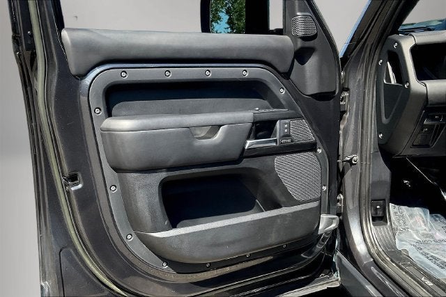 2023 Land Rover Defender 110 Carpathian Edition