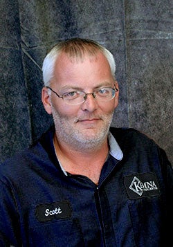 GM World Class Technician & EV Certified